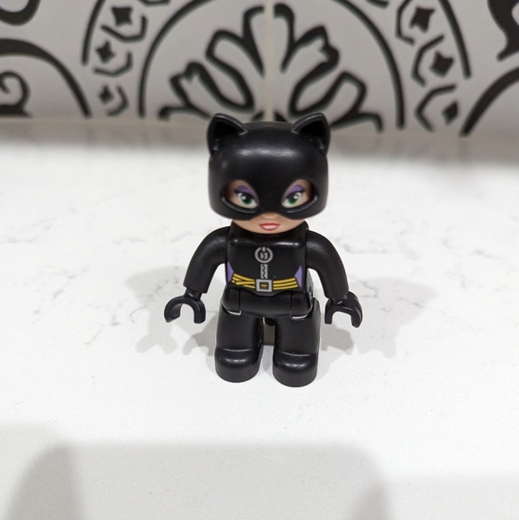 Lego Duplo DC Catwoman Batman Figure Figurine - Picture 1 of 2